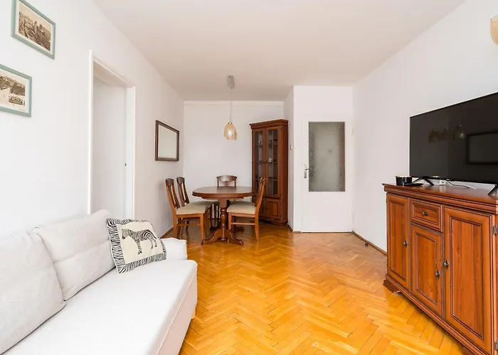 Mokotow Urban Comfort By Bookinghost *