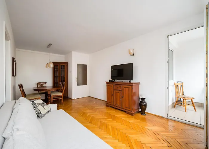 Mokotow Urban Comfort By Bookinghost *